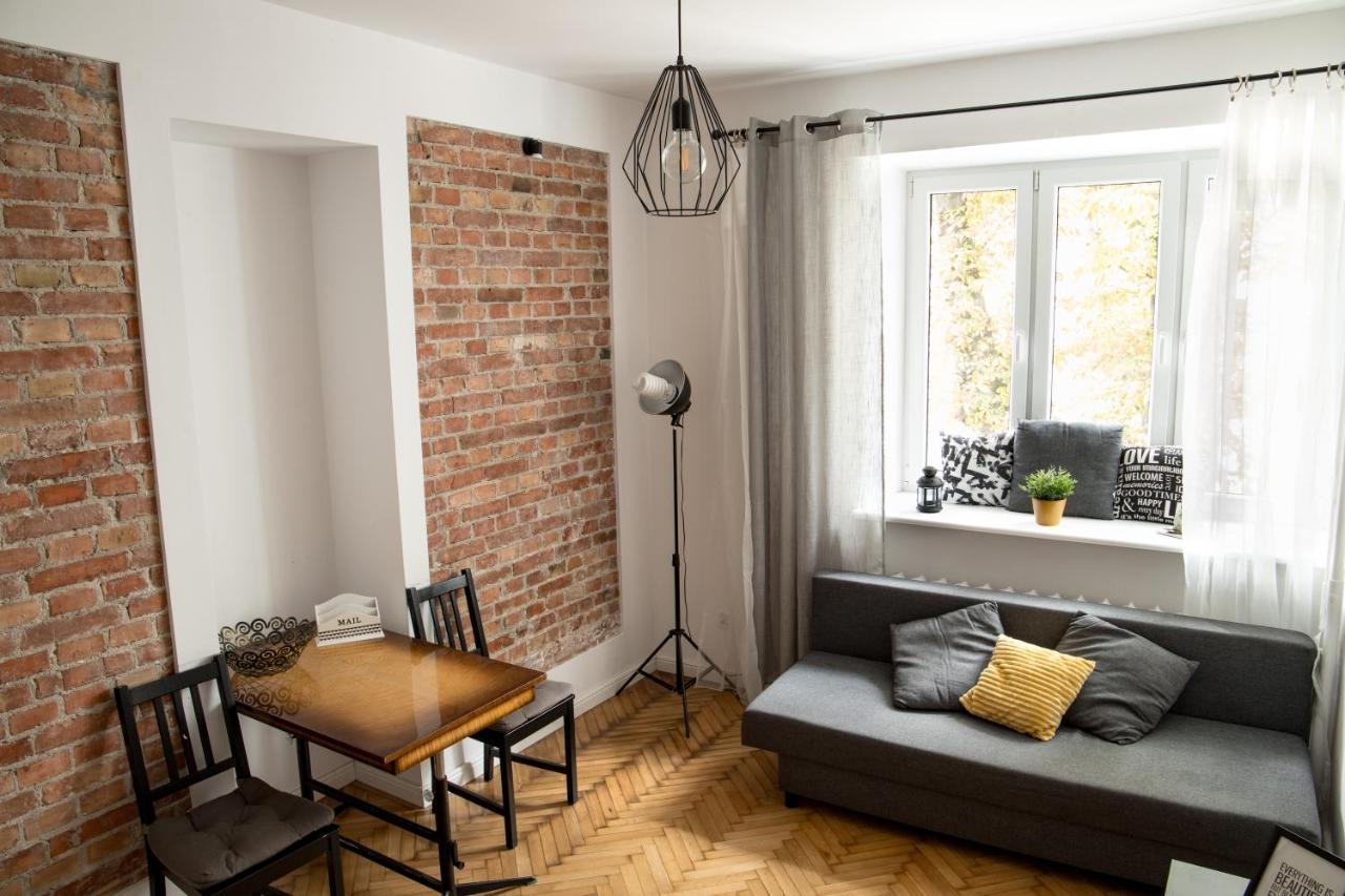 Poznanska Apartament Studio Appartamento Varsavia Esterno foto
