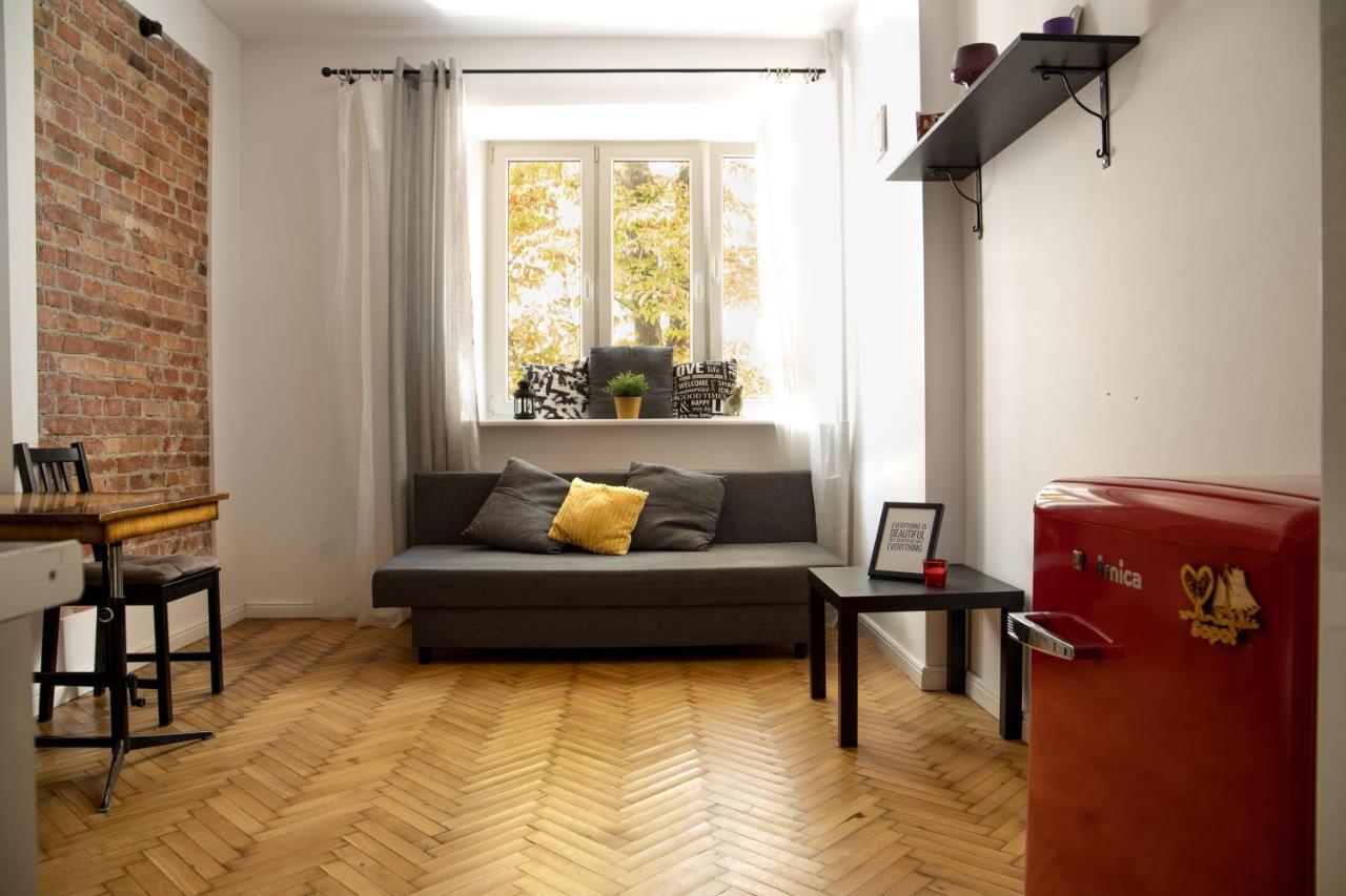 Poznanska Apartament Studio Appartamento Varsavia Esterno foto